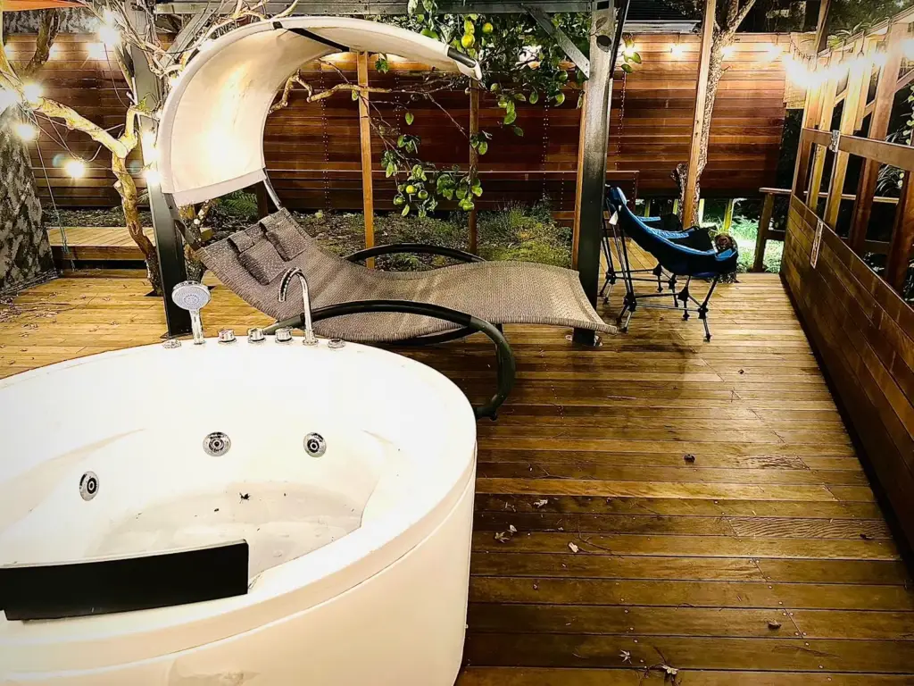 サファリテントB | 伊豆グランピングリゾートIshiki385